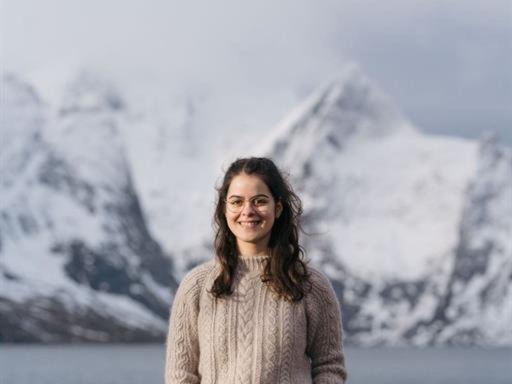 &copy; Leona Hofmann